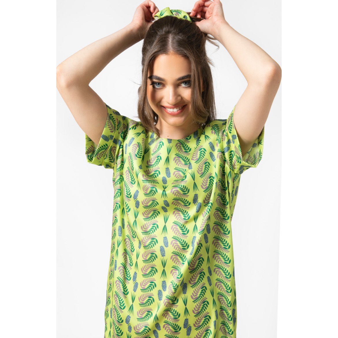 Sheila Dress v.2.2-Mini Silky Printed T-Shirt Dress