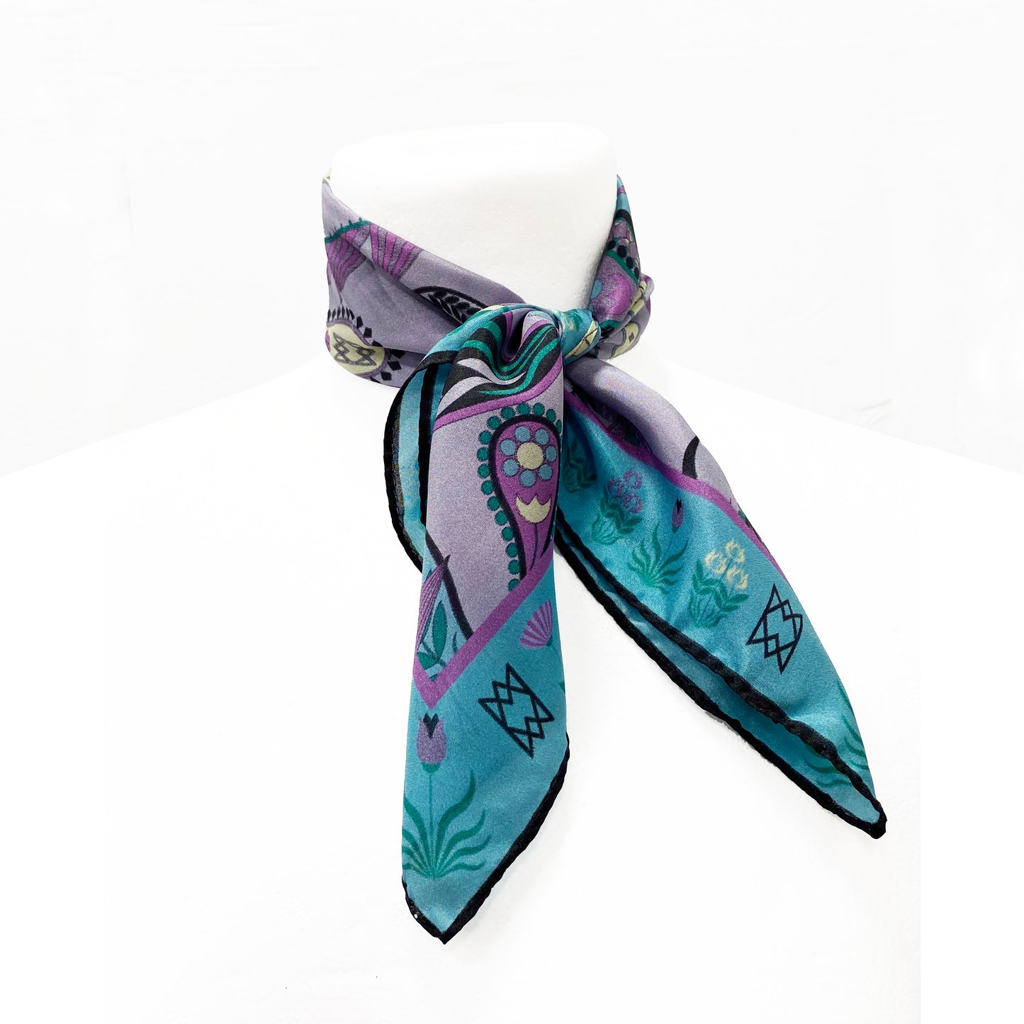LAVENDER PAISLEY SQUARE SILK SCARF