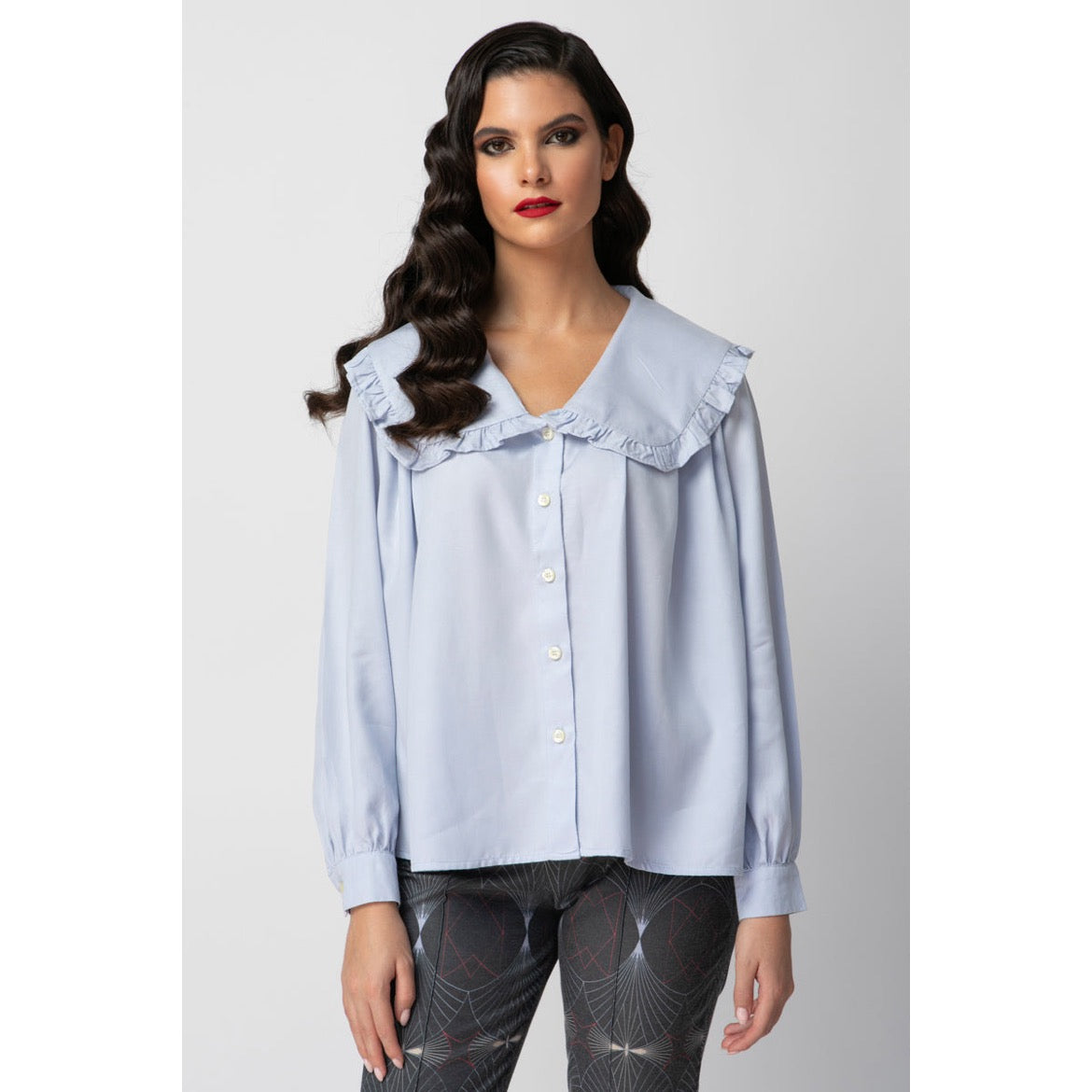 Eva Shirt - Shirt with Ruffled Trimmed Collar