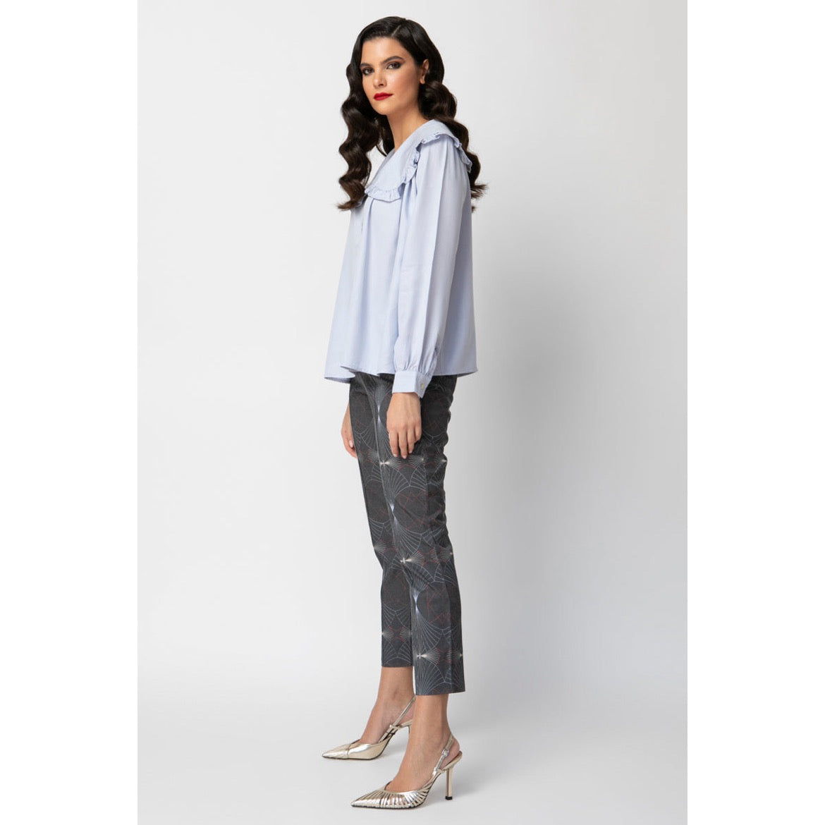 Eva Shirt - Shirt with Ruffled Trimmed Collar